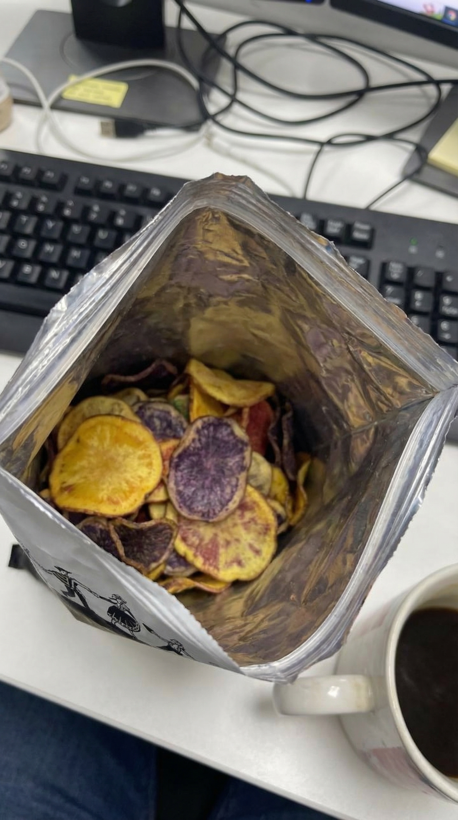 Tiyapuy v kanceláři